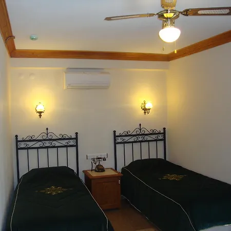 Hotel Tuncel Efe 4*