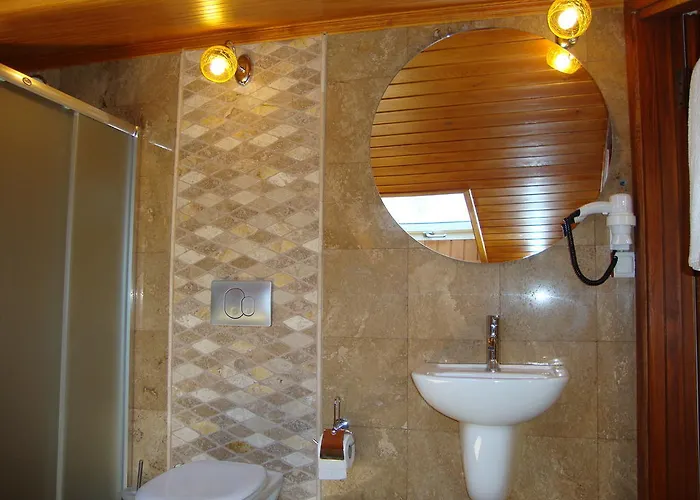 Hotell Tuncel Efe 4*