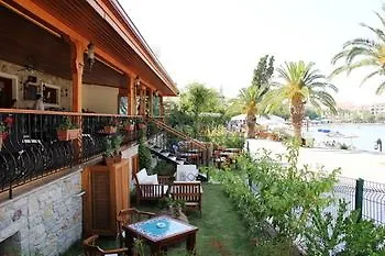 Hotell Tuncel Efe 4*